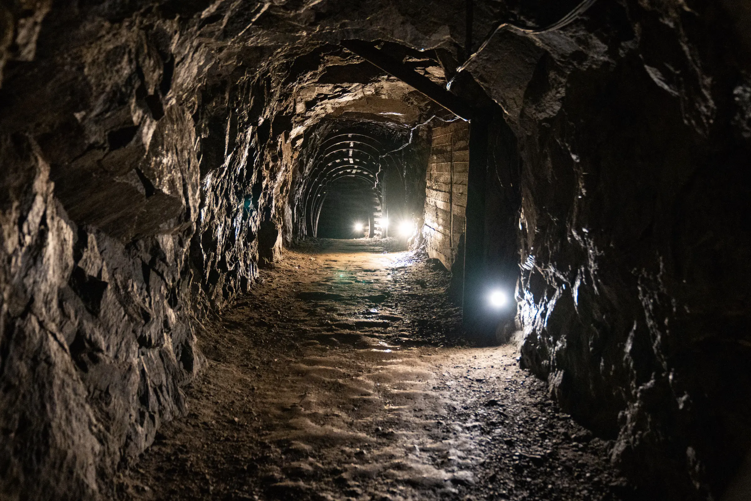 Podziemna Trasa Turystyczna Kopalnia Podgórze w Kowarach 